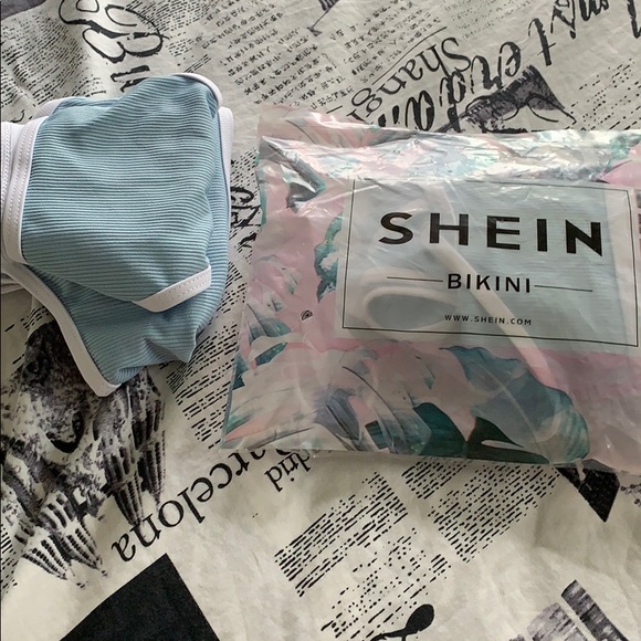 blue and white full bikini - Picture 8 of 9